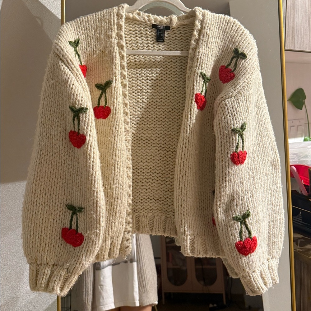 Forever 21 cherry chunky cardigan
